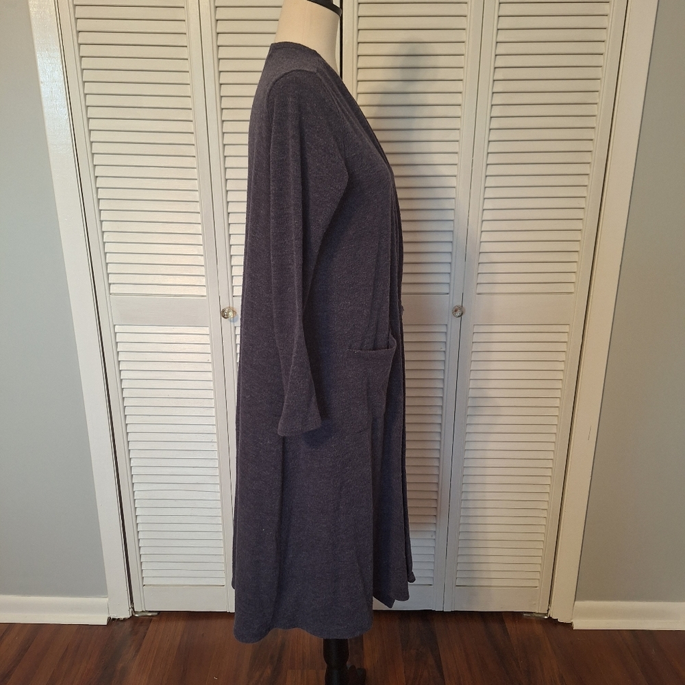 Lularoe shrug cardigan sz medium *H - Picture 3 of 6